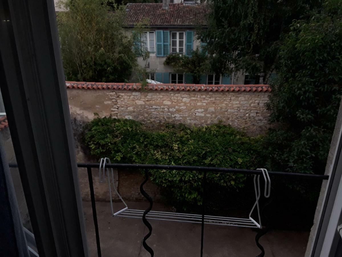 普瓦捷Studio Augouard, Plein Centre公寓 外观 照片